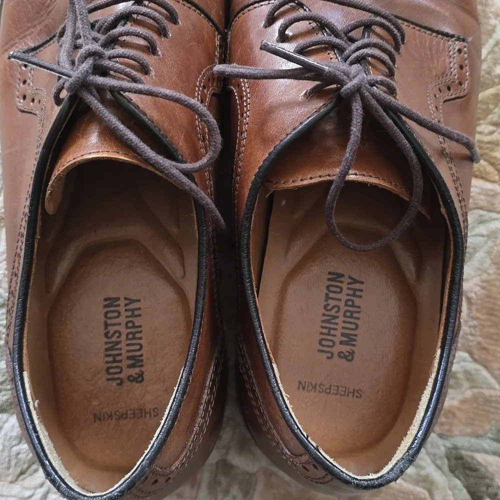 Johnston & Murphy shoes Men's Brown laced lace up Oxfords Size 9.5 9-1/2